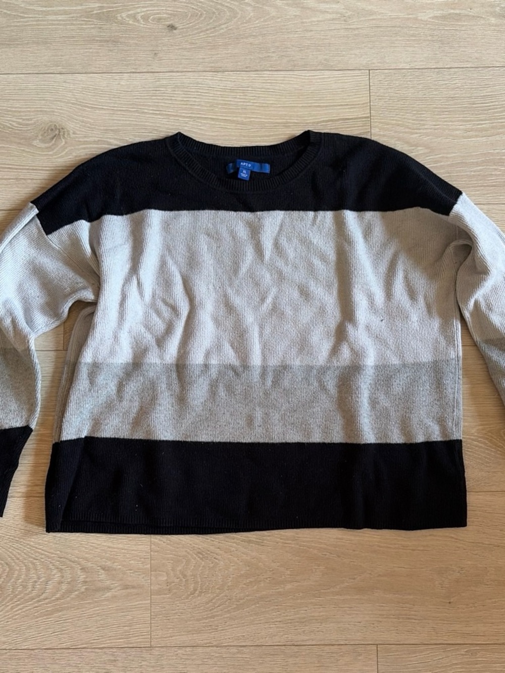 Apt. 9 Black and Gray Wide-Stripe Crewneck Sweater